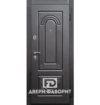 дверь из металла с отделкой мдф черного цвета